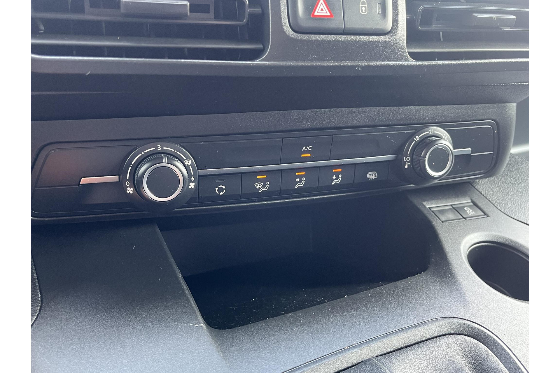 Citroën Berlingo 1.5 BlueHDI Control*A/C*CRUISE*CAMERA*TEL*